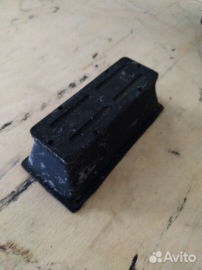 Опора передней рессоры Mercedes-Benz Sprinter W901