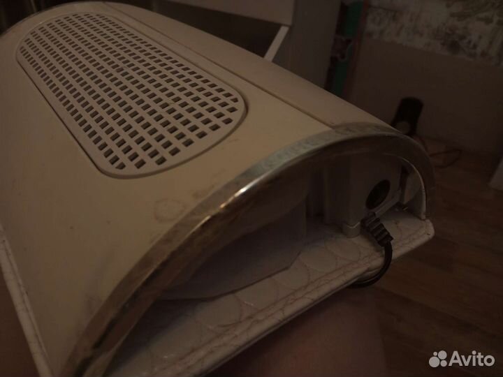 Вытяжка для маникюра