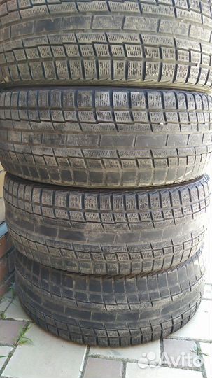 Yokohama Ice Guard IG55 215/55 R17