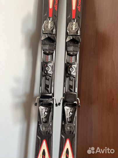 Горные лыжи с палками в чехле (ботинки отдельно)
