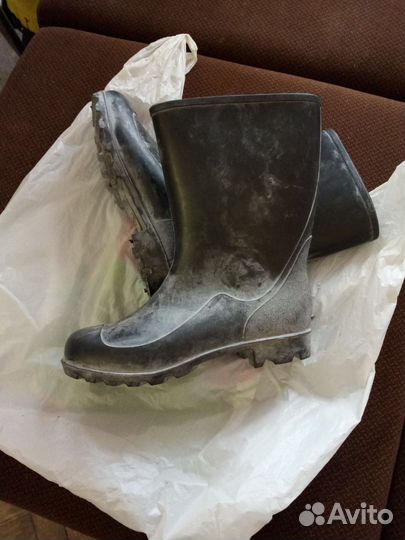 Резиновые сапоги