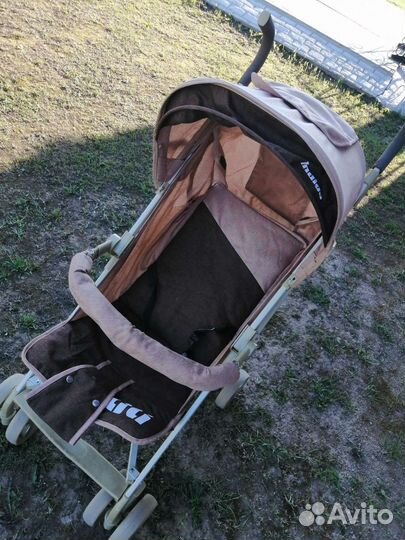 Прогулочная коляска трость