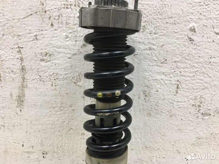 Амортизатор задний Audi Q7 3.0 FSI 2014