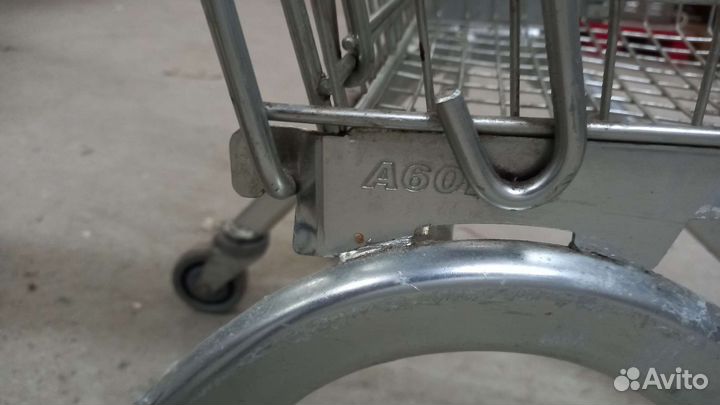 Тележка покупательская