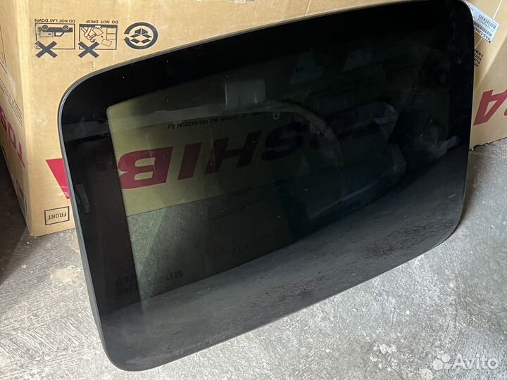 Стекло люка BMW 5 F10