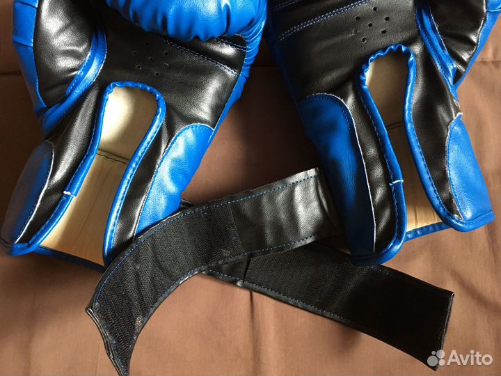 Боксёрские перчатки Leco синие 9808 10 унций