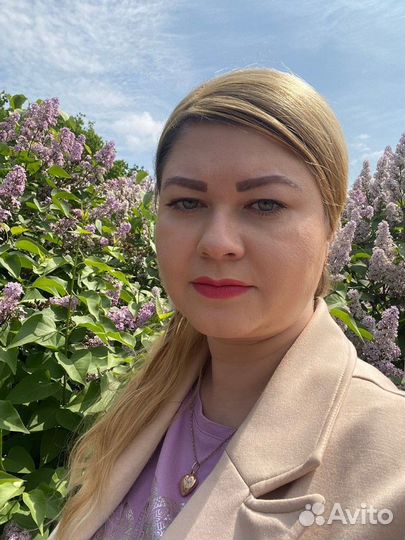 Продавец, кассир, администратор, менеджер сервисно