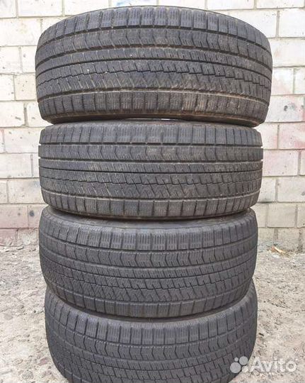 Bridgestone Blizzak VRX2 235/45 R18 94Q
