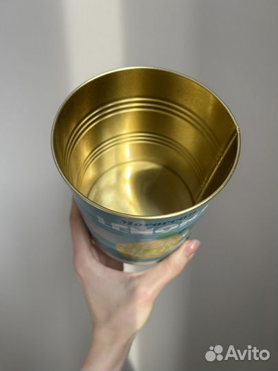 Декоративная жестяная банка