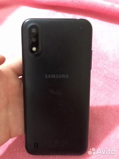 Телефон Samsung Galaxy A01
