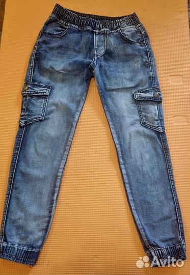 Джинсы