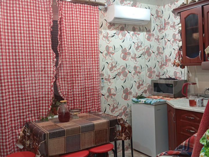 4-к. квартира, 90 м², 7/9 эт.