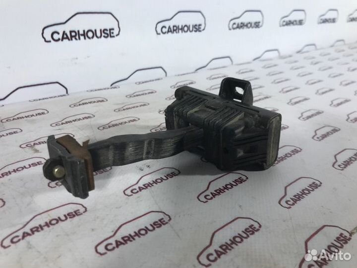 Ограничитель двери передний правый Land Rover