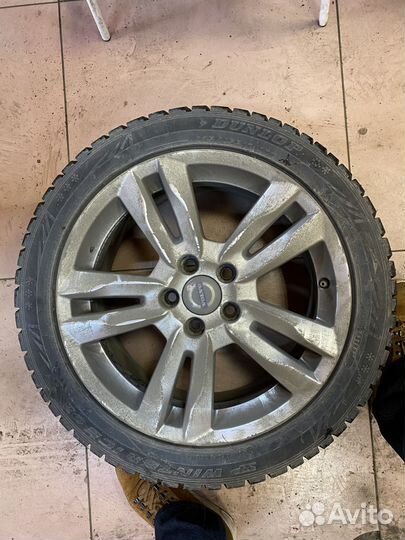 Dunlop SP Winter Ice 02 235/45 R17 97T