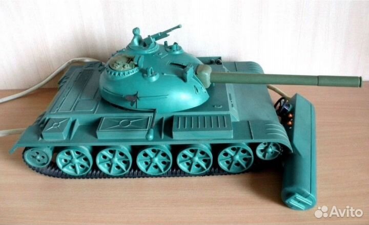 Игрушка танк с пультом СССР в пути покупателю