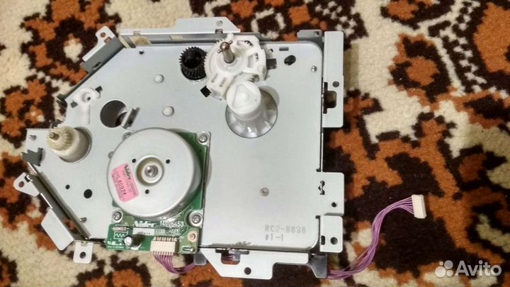 Цветной лазерный принтер hp cp1025 в разборе