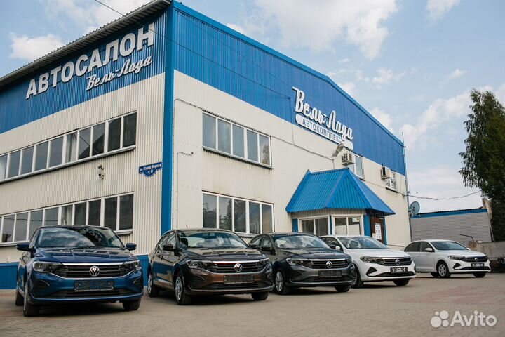 Менеджер по продажам автомобилей