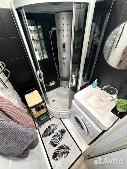 Душевая кабина 90х90