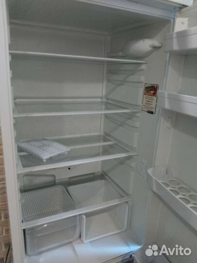 Холодильник бу indesit