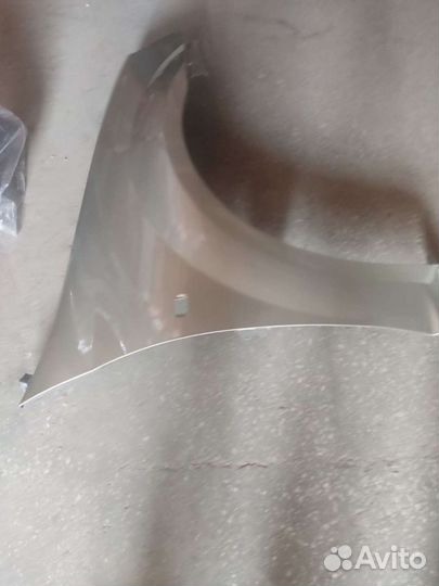 Крылья Рено Логан 10-14 г.в. новые, бежевые