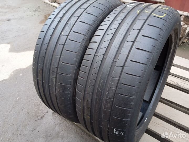 Pirelli P Zero PZ4 255/45 R19