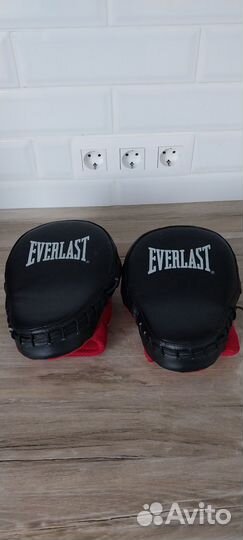 Боксерские лапы everlast