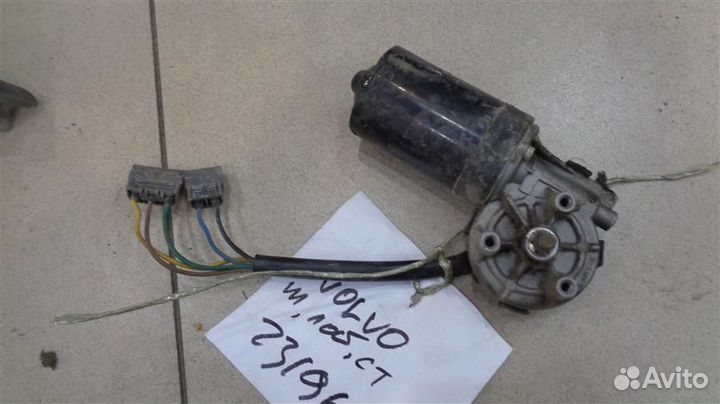 Моторчик стеклоочистителя передний Volvo 850 1991