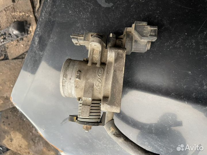 Дросельная заслонка Hyundai Elantra XD