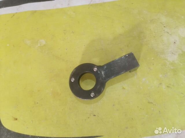 Фиксатор шестерни коленвала