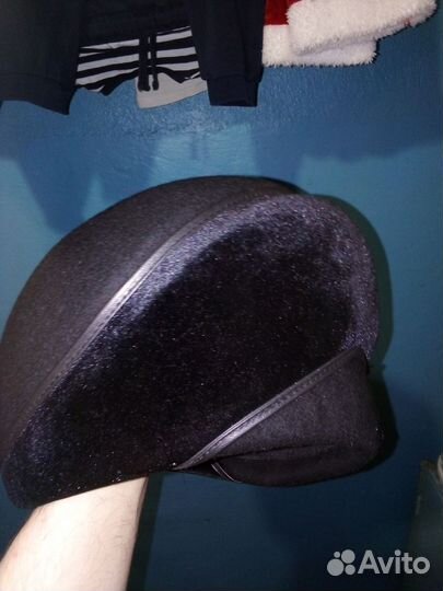 Женская шапка