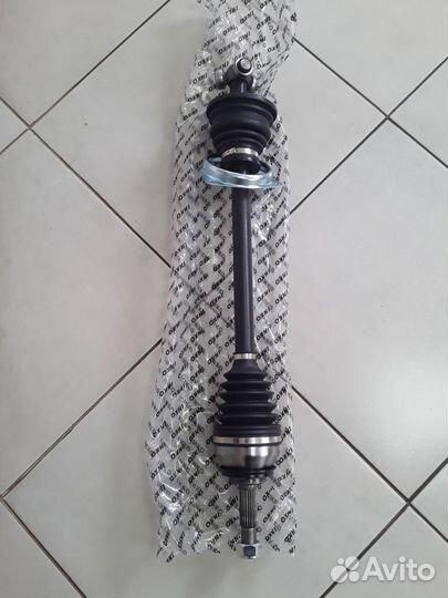 Привод левый renault logan