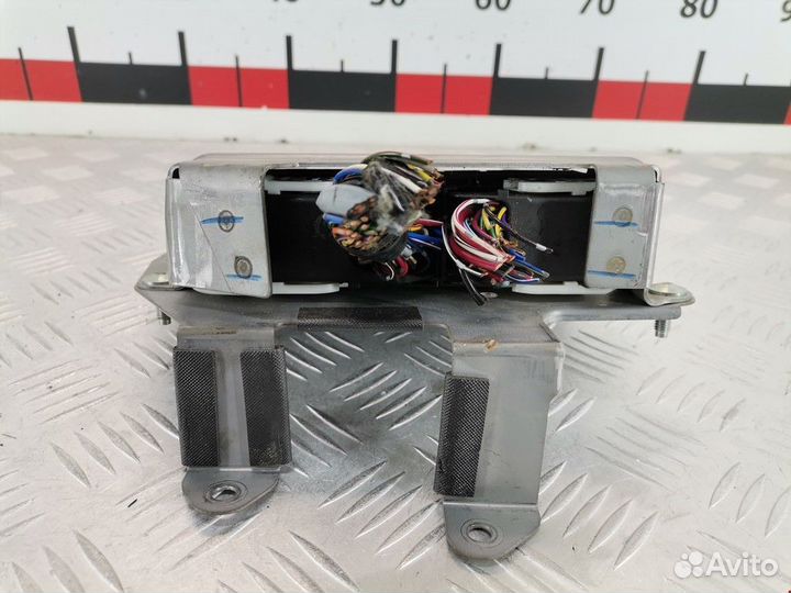 Блок управления двигателем Mitsubishi L200