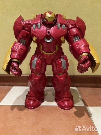 Робот Железный человек