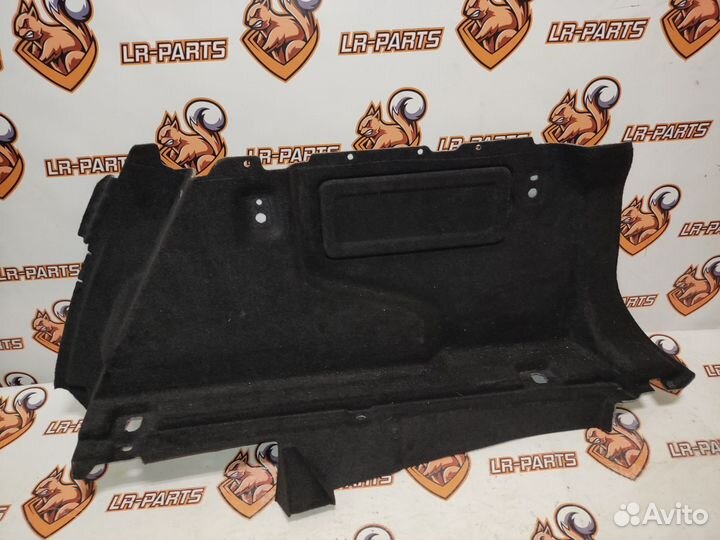 Обшивка багажника правая Ягуар Ф-Пейс X761