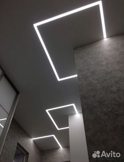 Потолки,световые линии