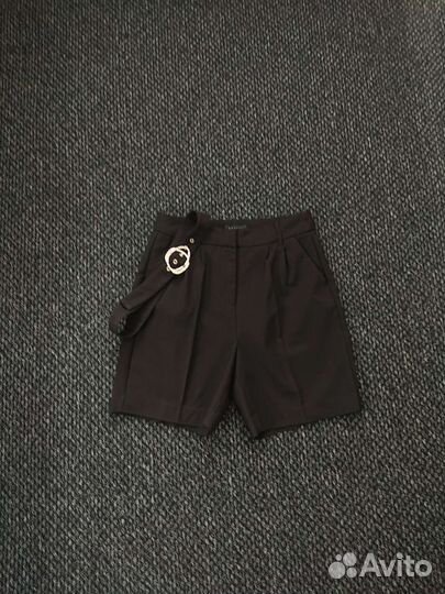 Шорты костюмные на девушку