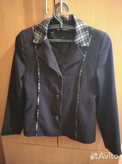 Продам пиджак SkyLake для девочки