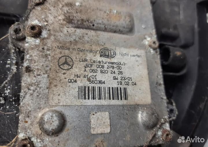 Фара левая Mercedes-Benz E-Class