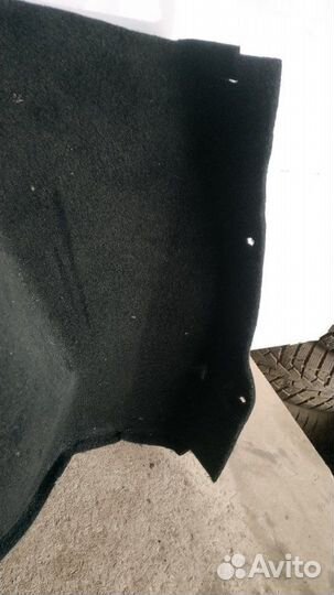 Обшивка багажника правая Ford Fusion 2002-2012