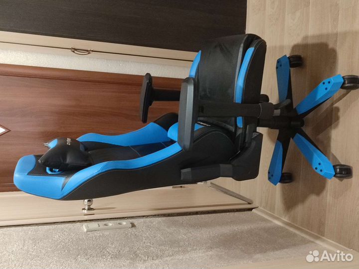 Компьютерный стул