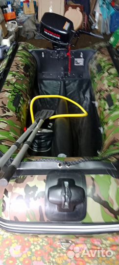 Лодка с мотором