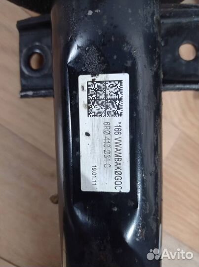 Амортизаторы передние левый правый Volkswagen Polo