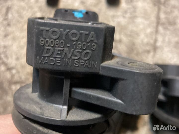 Катушка зажигания toyota avensis