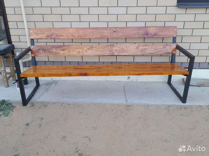 Скамейка садовая в стиле лофт