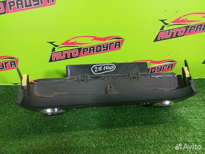 Блок управления климат-контролем toyota GRJ150W,KD