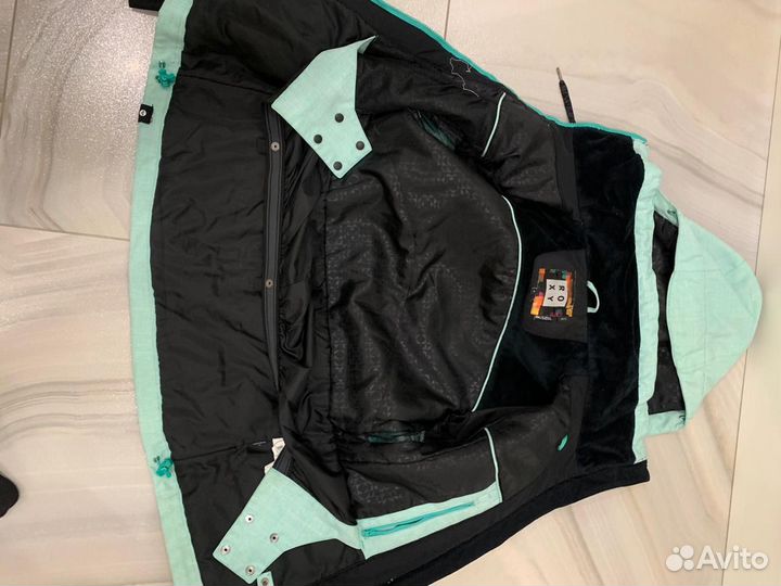 Горнолыжная куртка женская roxy