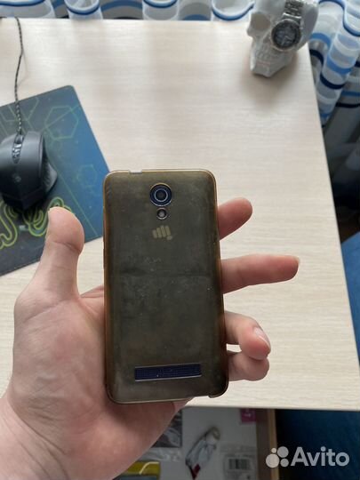 Micromax Q402, 4 ГБ
