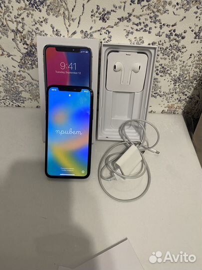 iPhone X, 64 ГБ