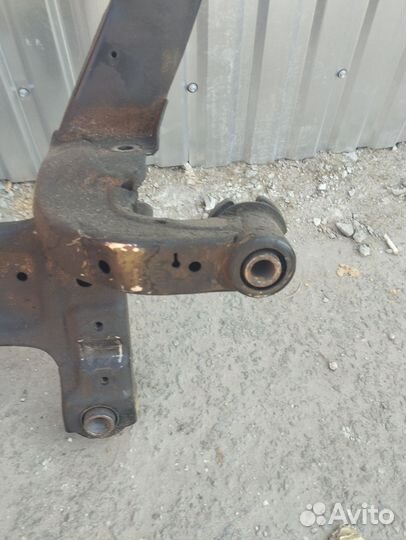 Подрамник Hyundai Grandeur 4, 2008г