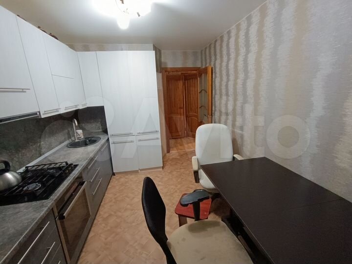 2-к. квартира, 64 м², 5/10 эт.